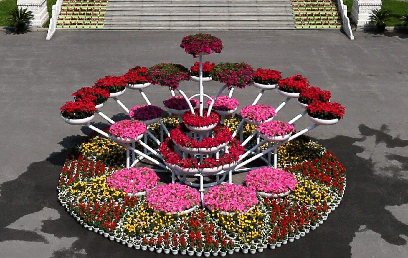 立体园（yuán）林花盆